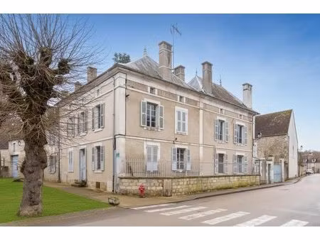 spacieuse maison familiale à charentenay