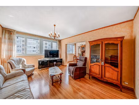 appartement à chalon sur saône t4 de 72 m² avec balcon et concierge