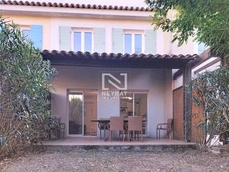 montauroux - duplex avec jardin dans une résidence avec piscine