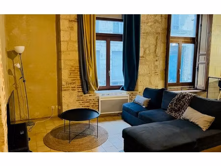 location appartement  m² t-1 à laon  450 €