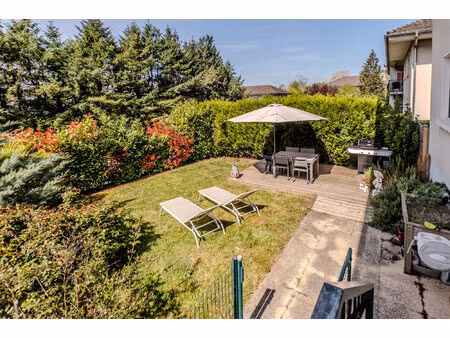 à vendre – grand t3 avec jardin sur la commune de margencel!