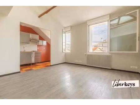 appartement t3 rénové par un architecte - boulevard de longchamp à nantes