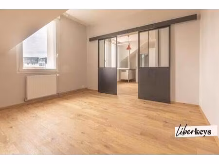 t2 rénové - boulevard de longchamp à nantes