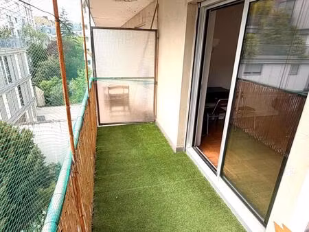 1 pièces avec balcon proche jardin des plantes