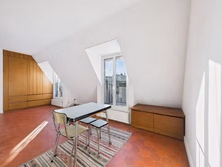 studio avec balcons - paris vi