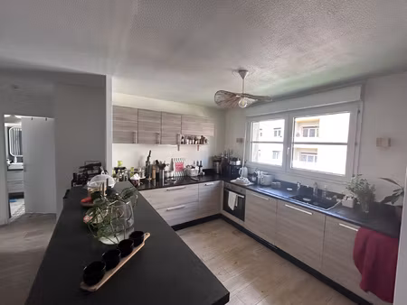 beau t3 de 63 m2 avec balcon