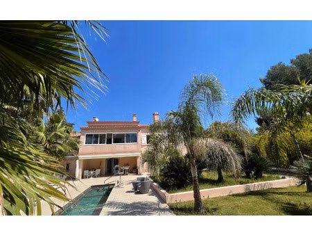 maison sanary-sur-mer 250 m² t-6 à vendre  1 150 000 €