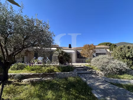 jolie villa plain pied à nyons