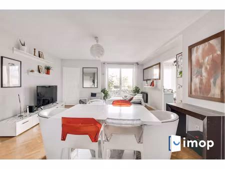 lumineux 4 pièces avec extérieur et parkings