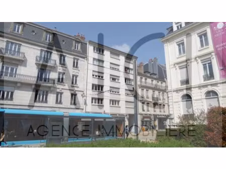 centre ville f4 - parc micaud - dernier étage avec ascenseur