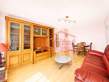 chelles-centre: grand 2 pièces+box+cave