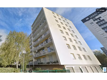 a vendre investissement appartement maromme t2  balcon et parking  vendu loué