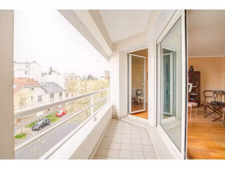 a vendre nantes/proce appartement avec ascenseur/terasse/pgarage/cave