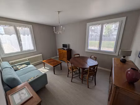 exclusivité ? t2 lumineux proche des bords de loire