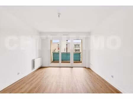 appartement 3 pièce(s) 64 m2