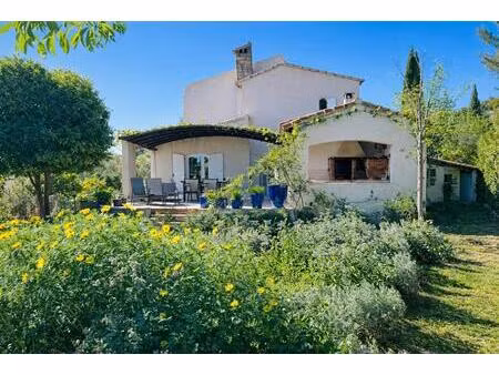 maison 7 pièces 208 m2