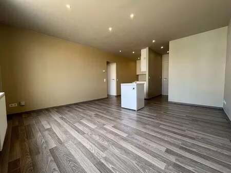appartement à louer à antoing € 650 (lnjgw) - primmo tournai | zimmo