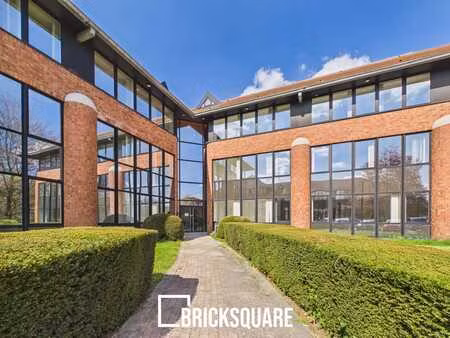 waterloo - bureaux à vendre de 25 à 335 m² | parking inclus