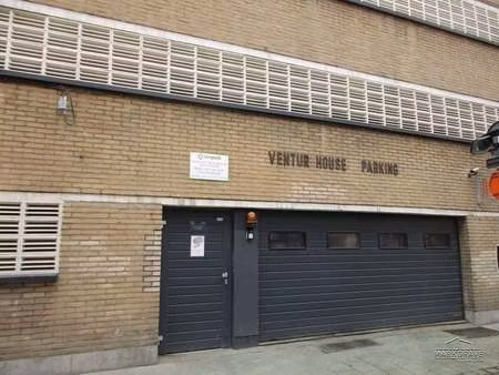garage à louer à antwerpen € 85 (lnjfs) - markgrave vastgoed | zimmo
