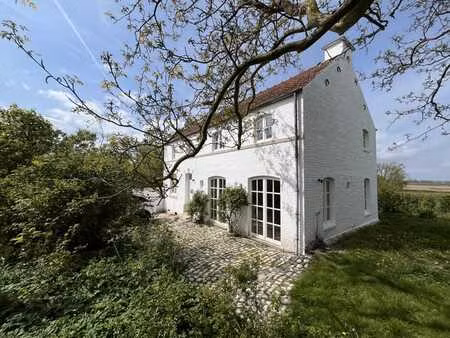 melin - maison 4 ch avec jardin et piscine - 190m2