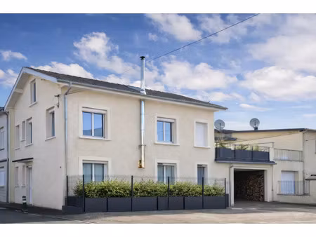 vente maison 5 pièces 123 m² oyonnax (01100)