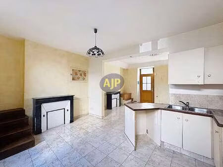 vente maison à pontivy château gaillard (56300) : à vendre / 74m² pontivy château gaillard