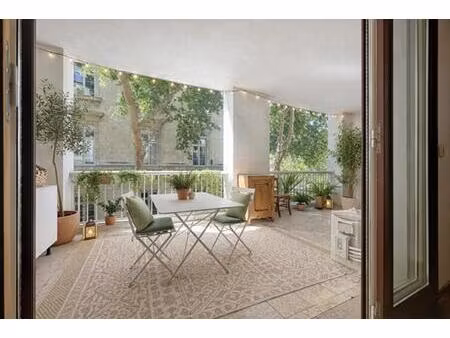 avignon intra muros appartement t2 - terrasse - ascenseur