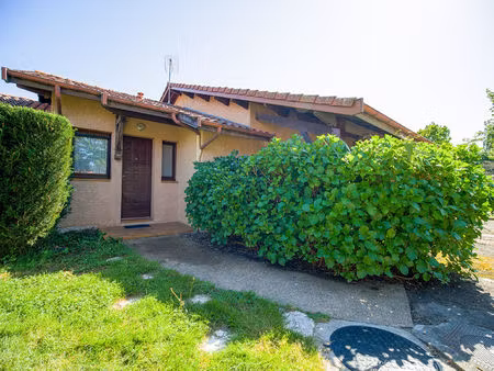 appartement t3 plain pied - eugenie les bains