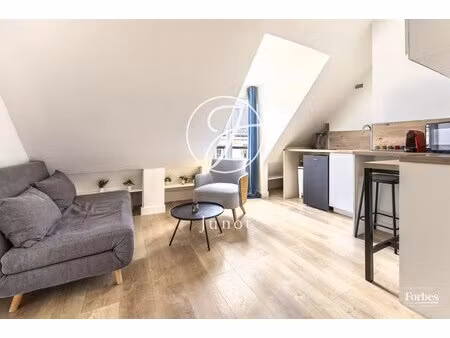 paris 17e - poncelet / bayen - studio - 21 00 m² - 6e étage.
