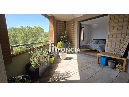 saint cyprien - les abattoirs - appartement t3 - terrasse - parking sous-sol - cellier