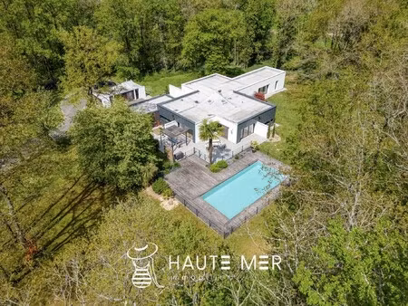 maison de luxe à vendre à la roche-sur-yon : 1 300 000 €