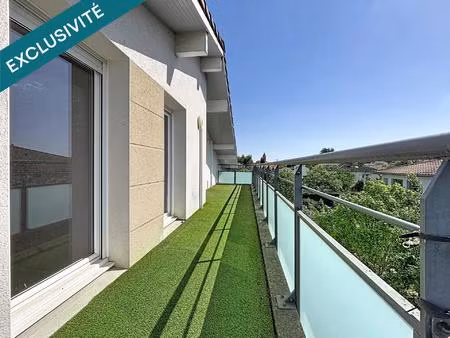 t3 lumineux avec grande terrasse – dernier étage – 2 parkings