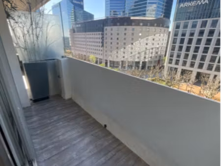 2 pièces 1 bis place des reflets