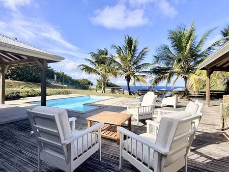 villa vue mer 3 chambres piscine cadre naturel privilé