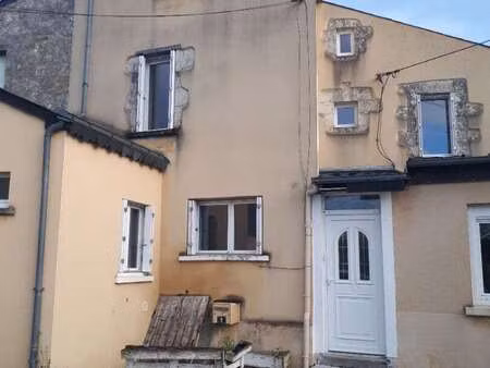 location maison à baugé (49150) : à louer / 88m² baugé