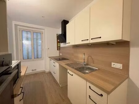 location maison à rennes thabor (35000) : à louer / 200m² rennes thabor