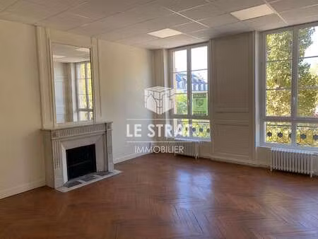 location bureaux et commerces à caen (14000) : à louer / 100m² caen