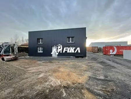 vente local d'activités 138 m²