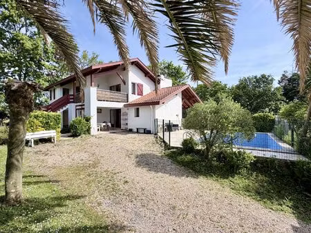bidart-maison individuelle avec piscine