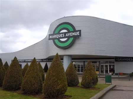 location commerce talange 480 m²