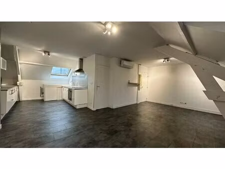 t3 avec clim et parking