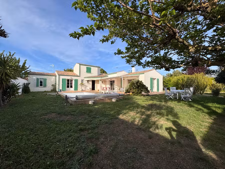 maison/villa haut de gamme à angoulins