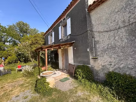 vente maison 3 pièces 110 m² à montignac-le-coq (16390)  96 624 €