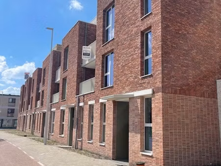 appartement te huur in zoersel met 3 slaapkamers