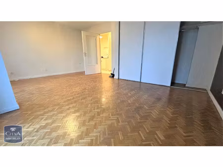 appartement à louer 1 pièce 31.47 m² - lyon 8e arrondissement (69008) - 580€