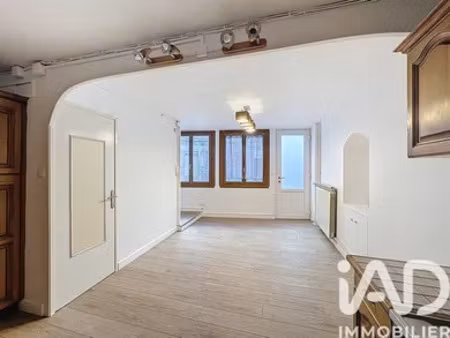 maison de village à saint-chély-d’apcher (48200)