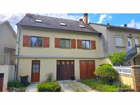 vente maison 8 pièces 190 m² à uzerche (19140)  160 000 €