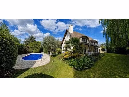 maison de luxe de 10 pièces en vente à chambourcy  île-de-france