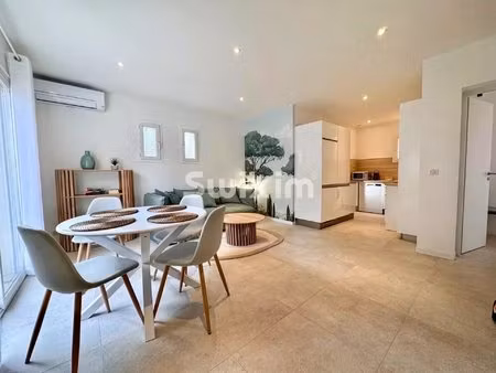 pied-à-terre idéal au calme proche de saint-tropez