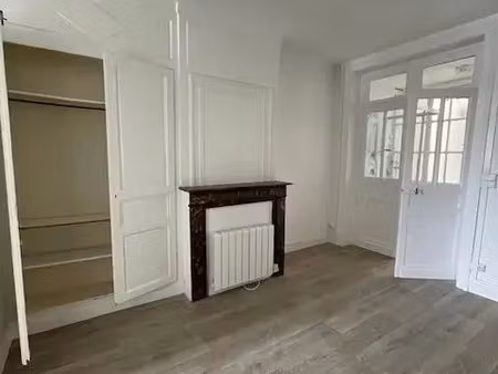 appartement à louer 2 pièces 32.82 m² - lille (59) - 655€